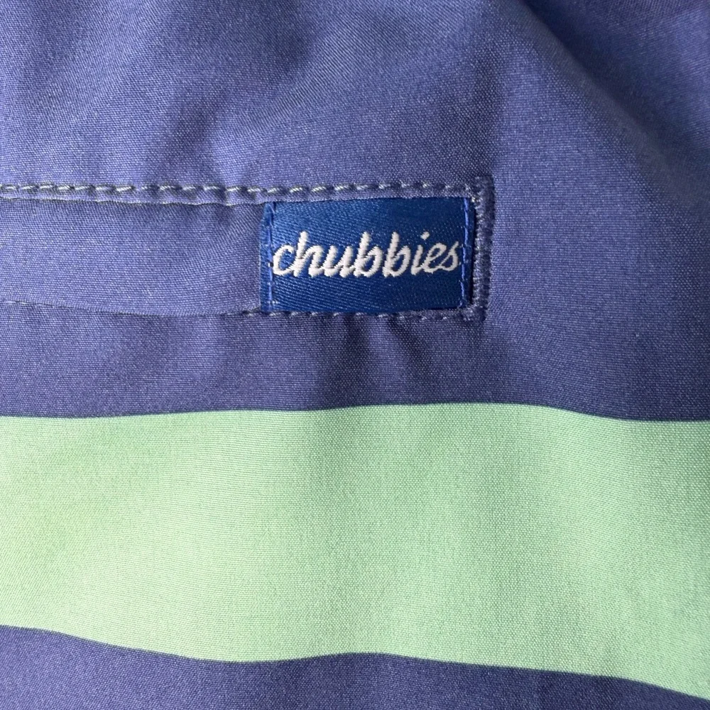 Chubbies Men's The Me Likey The Stripey 5.5” Classic Swim Trunks Medium